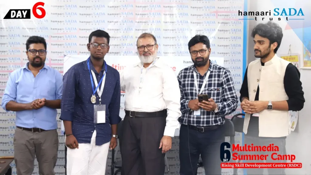 Prize distribution held on Day 6 of the Multimedia Summer Camp by Prof. (Dr.) Manawwar Alam and Dr. Halima Sadi at Rising Skill Development Centre (RSDC)