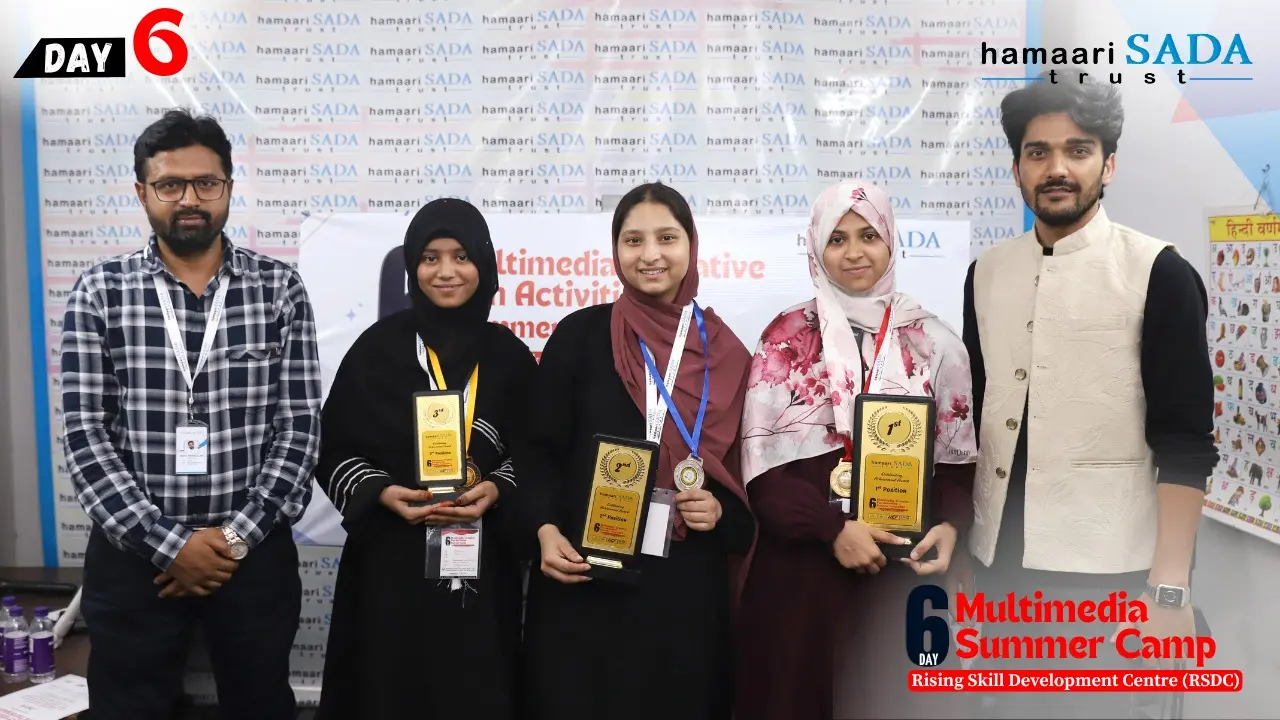 Prize distribution held on Day 6 of the Multimedia Summer Camp by Prof. (Dr.) Manawwar Alam and Dr. Halima Sadi at Rising Skill Development Centre (RSDC)